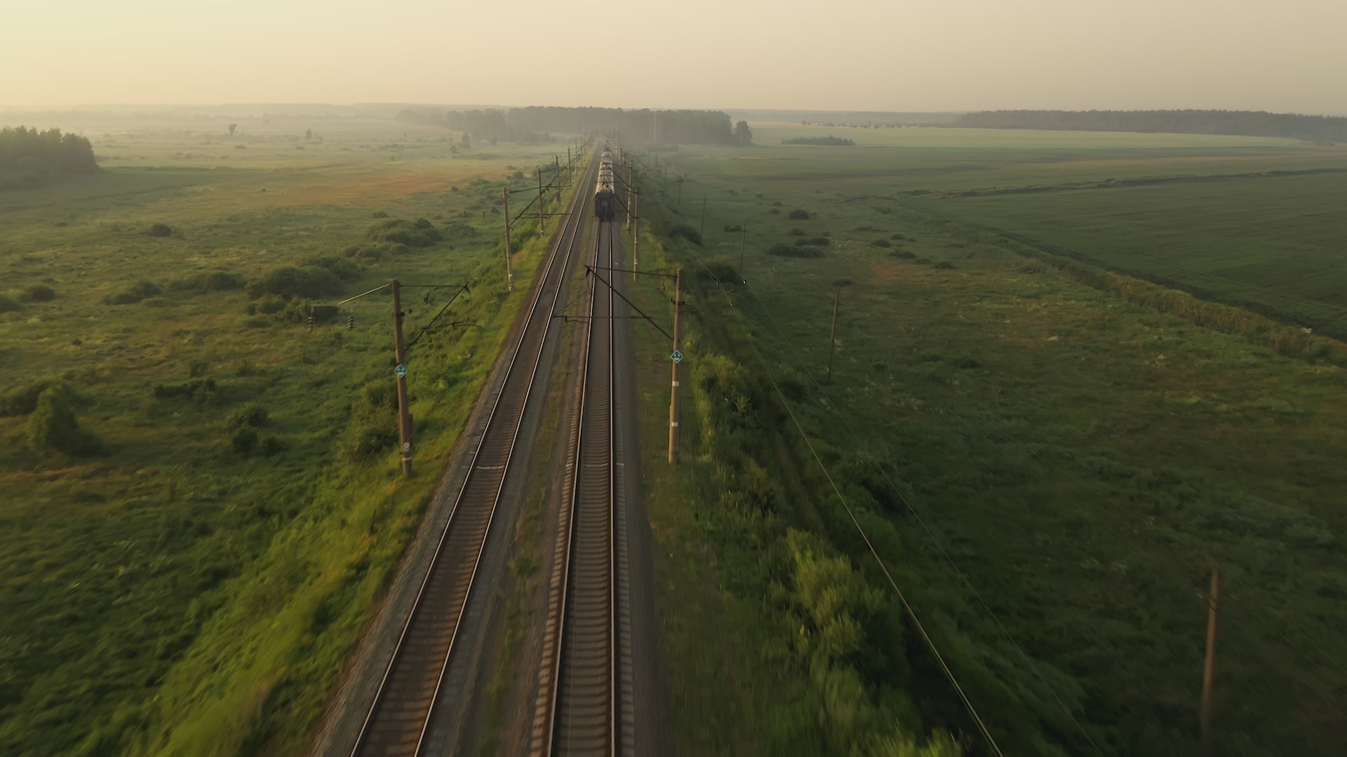 Charger la vidéo : Vidéo de l'OPPO A6 Pro 5G
